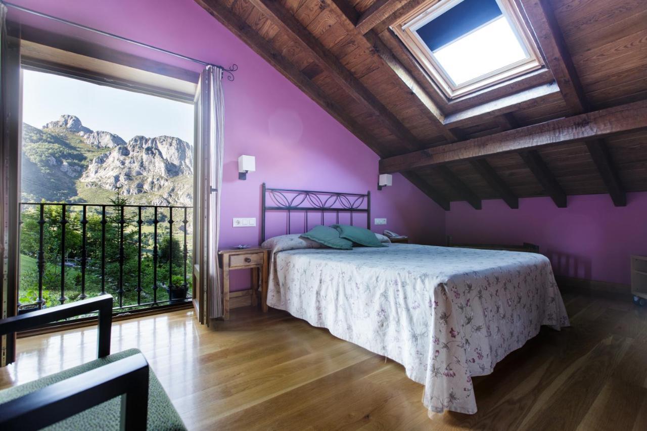 La Posada De Cucayo Dobres Buitenkant foto