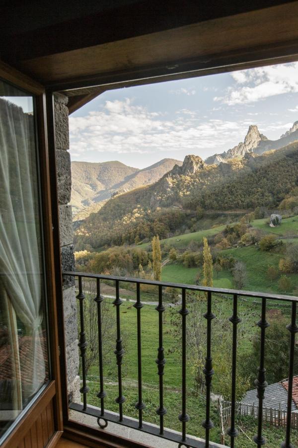 La Posada De Cucayo Dobres Buitenkant foto