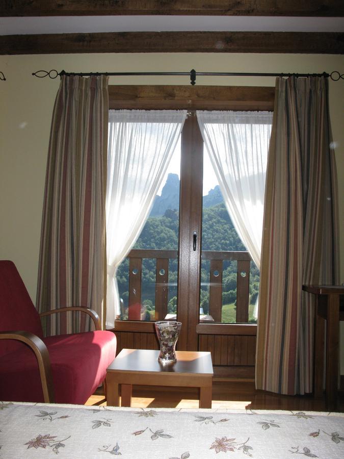 La Posada De Cucayo Dobres Buitenkant foto